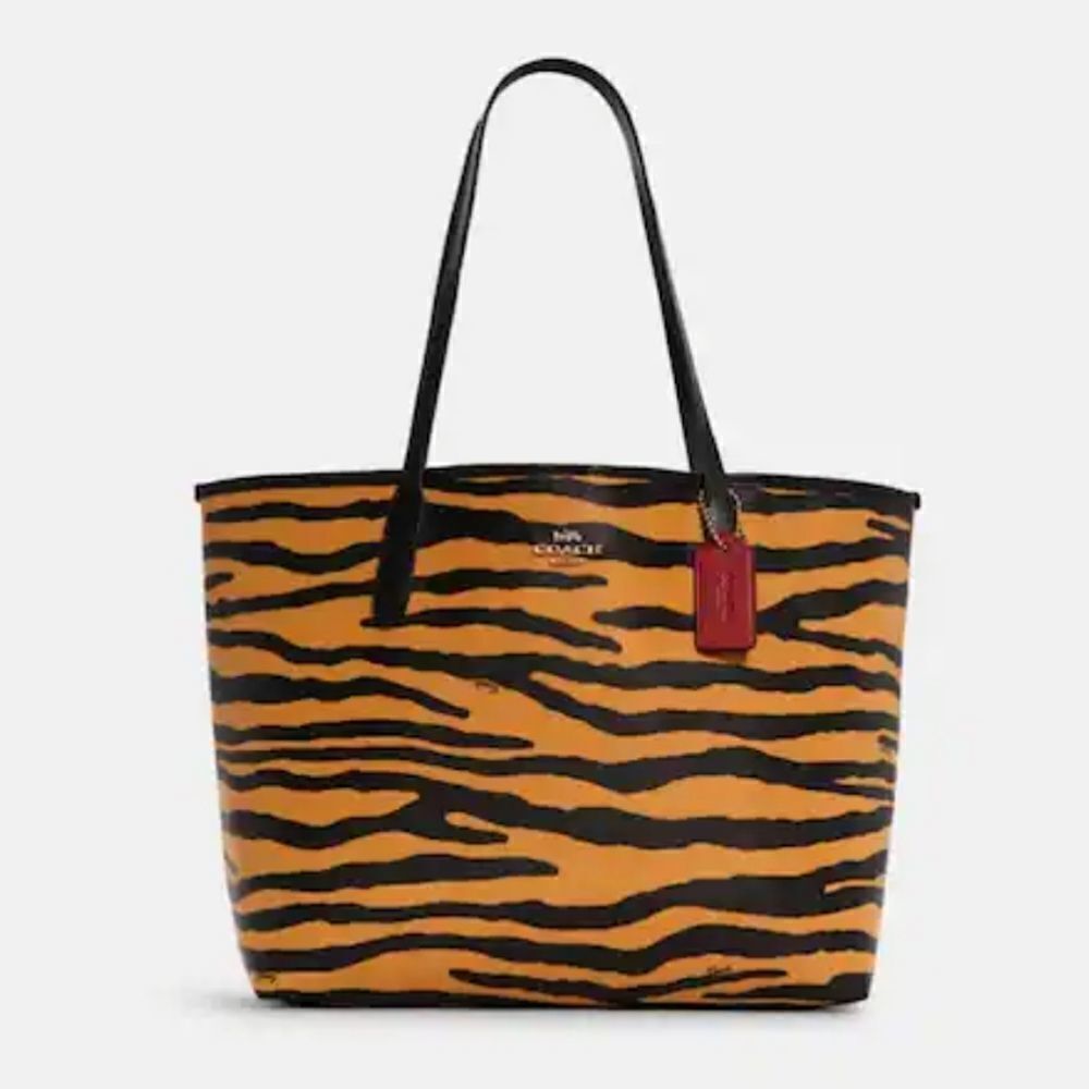 🔥🔥Coach Tiger stripe City tote shoulder bag NEW!!